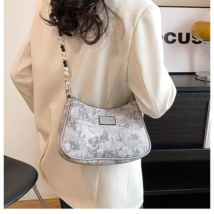 2025 Sanfu Pain Bag Pearl National Print Shoulder Crossbody — feature 47