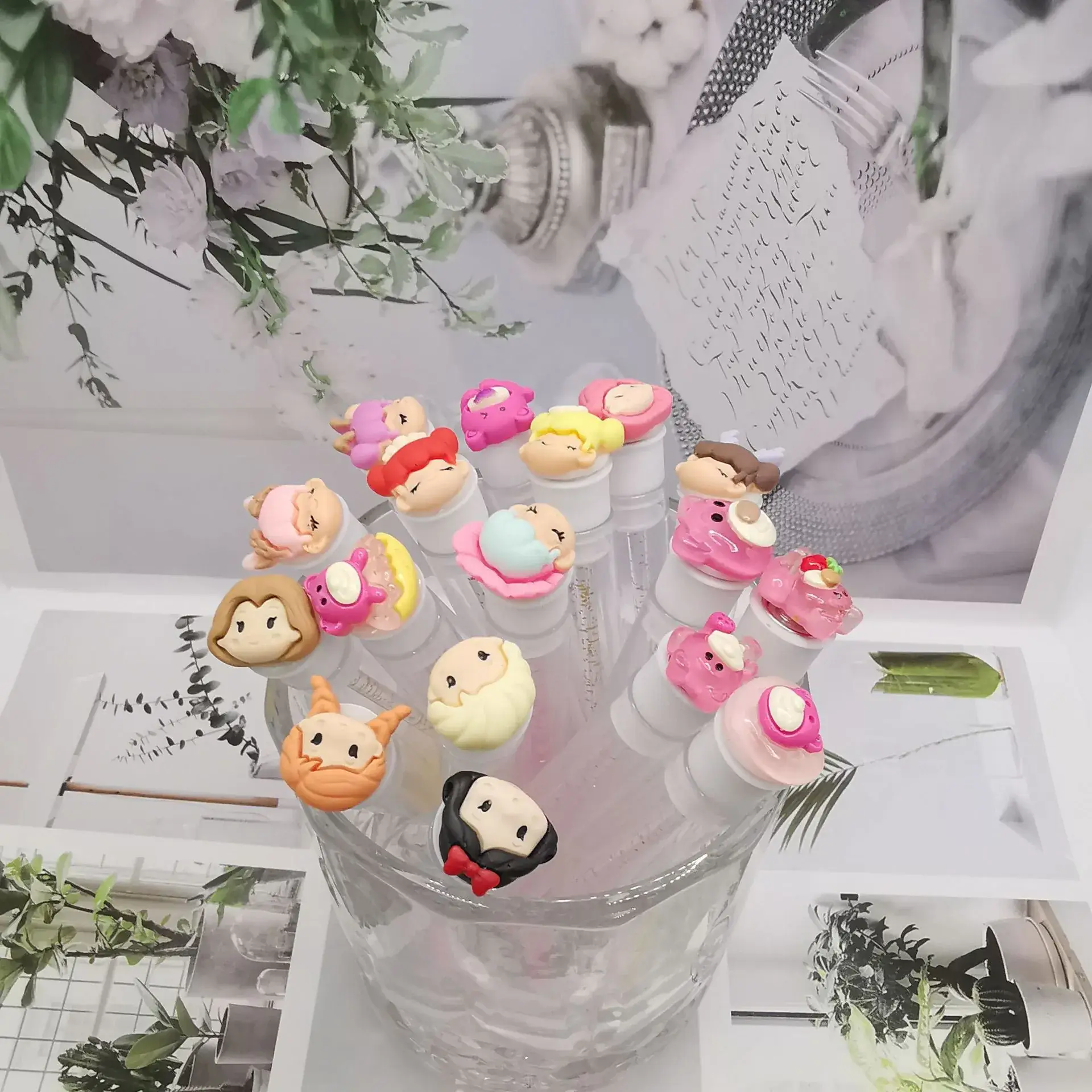 Portable Cartoon Mascara Brush with Crystal Rod