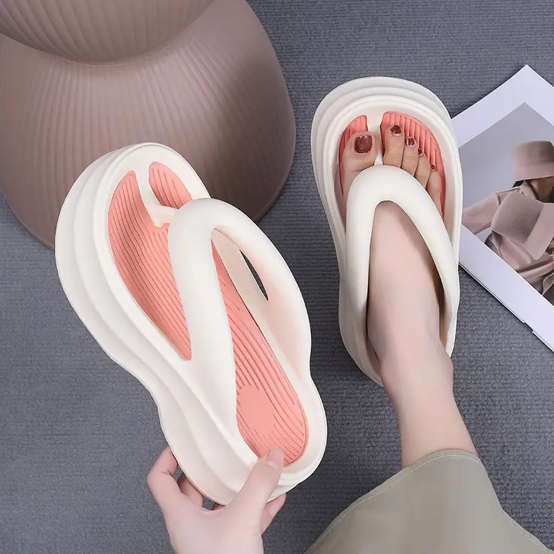 Super thick bottom flip-flops color matching sandals 2024 new fashion retro style increased summer outdoor platform slippers - Image 4
