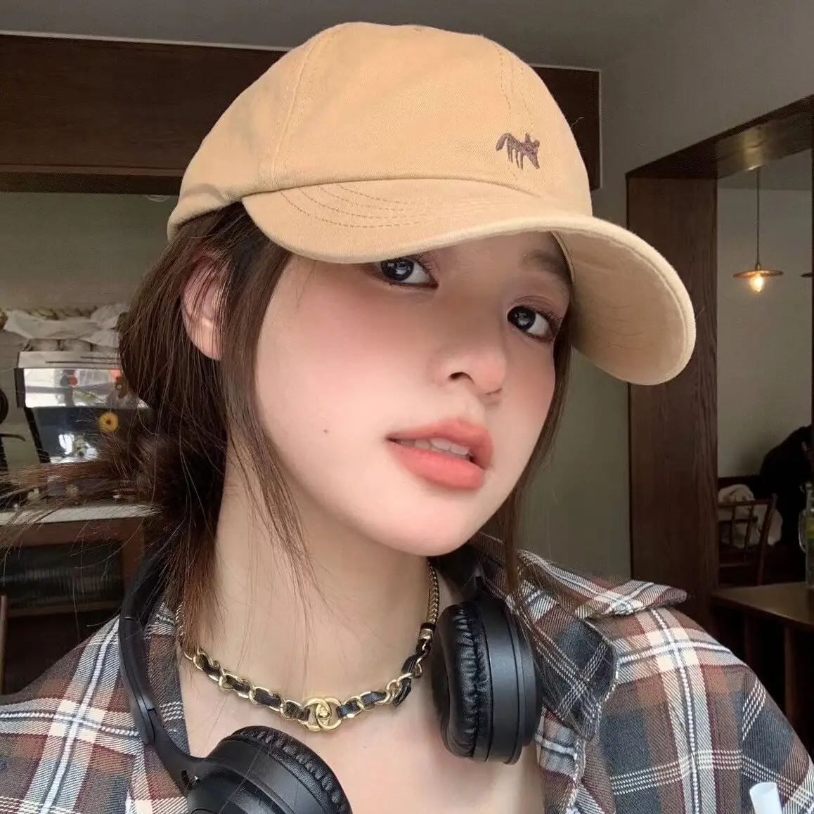Beige Fox Embroidered Baseball Cap for Women - Image 10