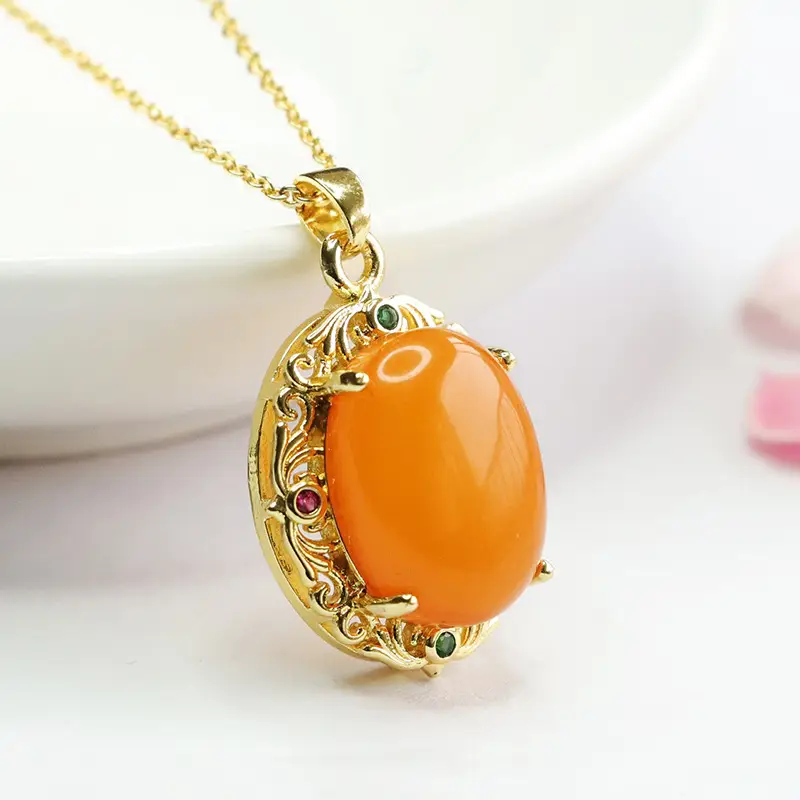 Natural Amber Pendant Necklace Gold Plated Old Beeswax — feature 6