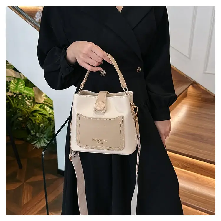 Women's Beige Crossbody Shoulder Bag 2025 Spring New — feature 10