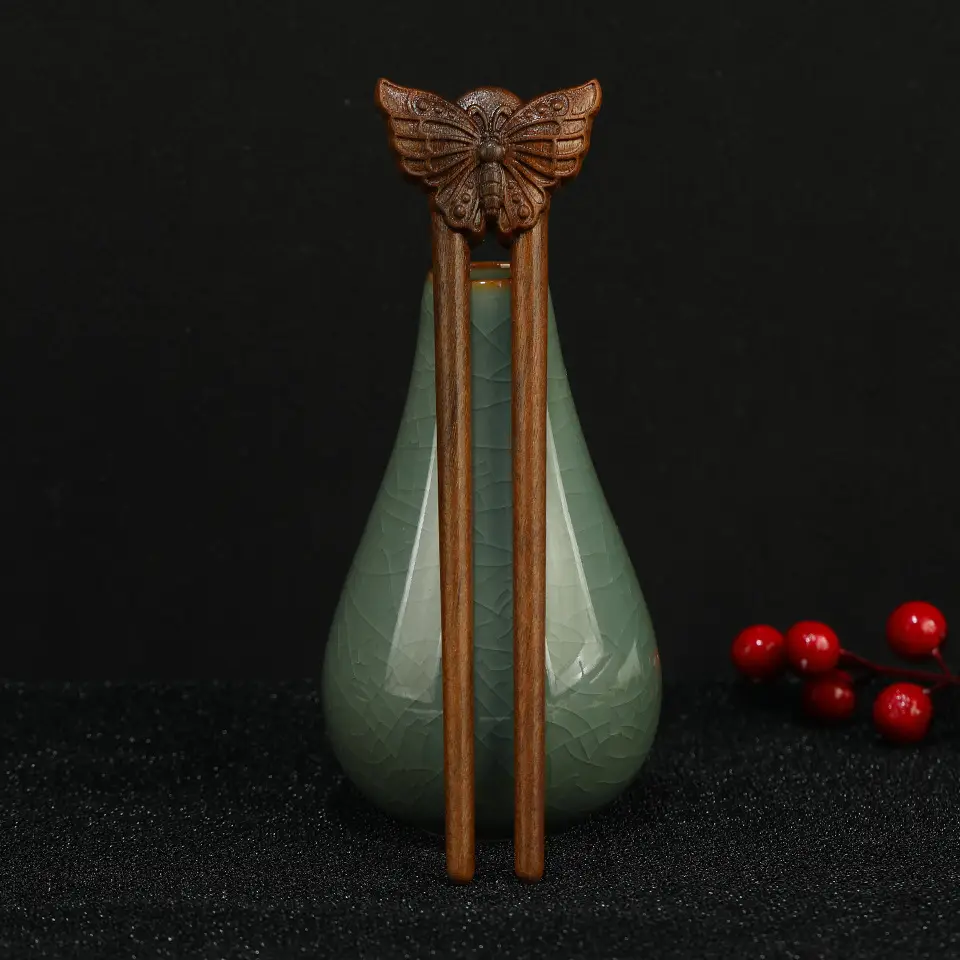 New Red Sandalwood Dragon Wings Hairpin Antique Creative Wooden Hairpin — feature 3