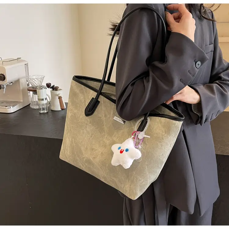 Women's Cross-Border Tan Shoulder Bag with Cute Charm — feature 12