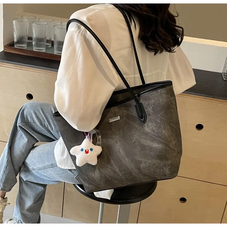 Women's Cross-Border Tan Shoulder Bag with Cute Charm — feature 17