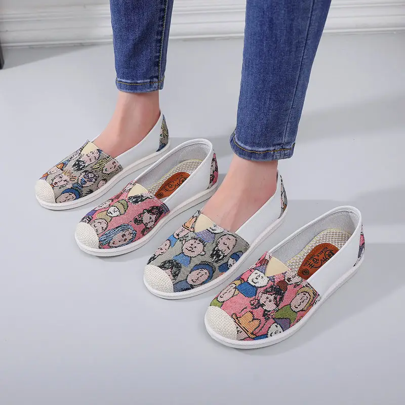 Spring New Style Old Beijing Cloth Shoes for Women, Non-Slip Soft Soles, Trendy Korean Style Versatile Canvas Shoes, Slip-On Fisherman Shoes