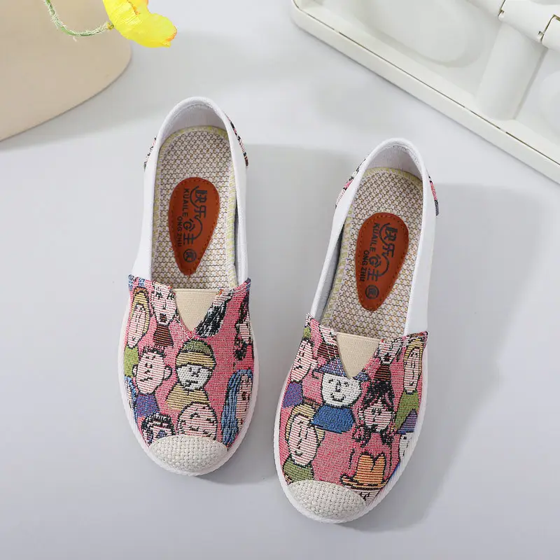 Spring New Style Old Beijing Cloth Shoes for Women, Non-Slip Soft Soles, Trendy Korean Style Versatile Canvas Shoes, Slip-On Fisherman Shoes