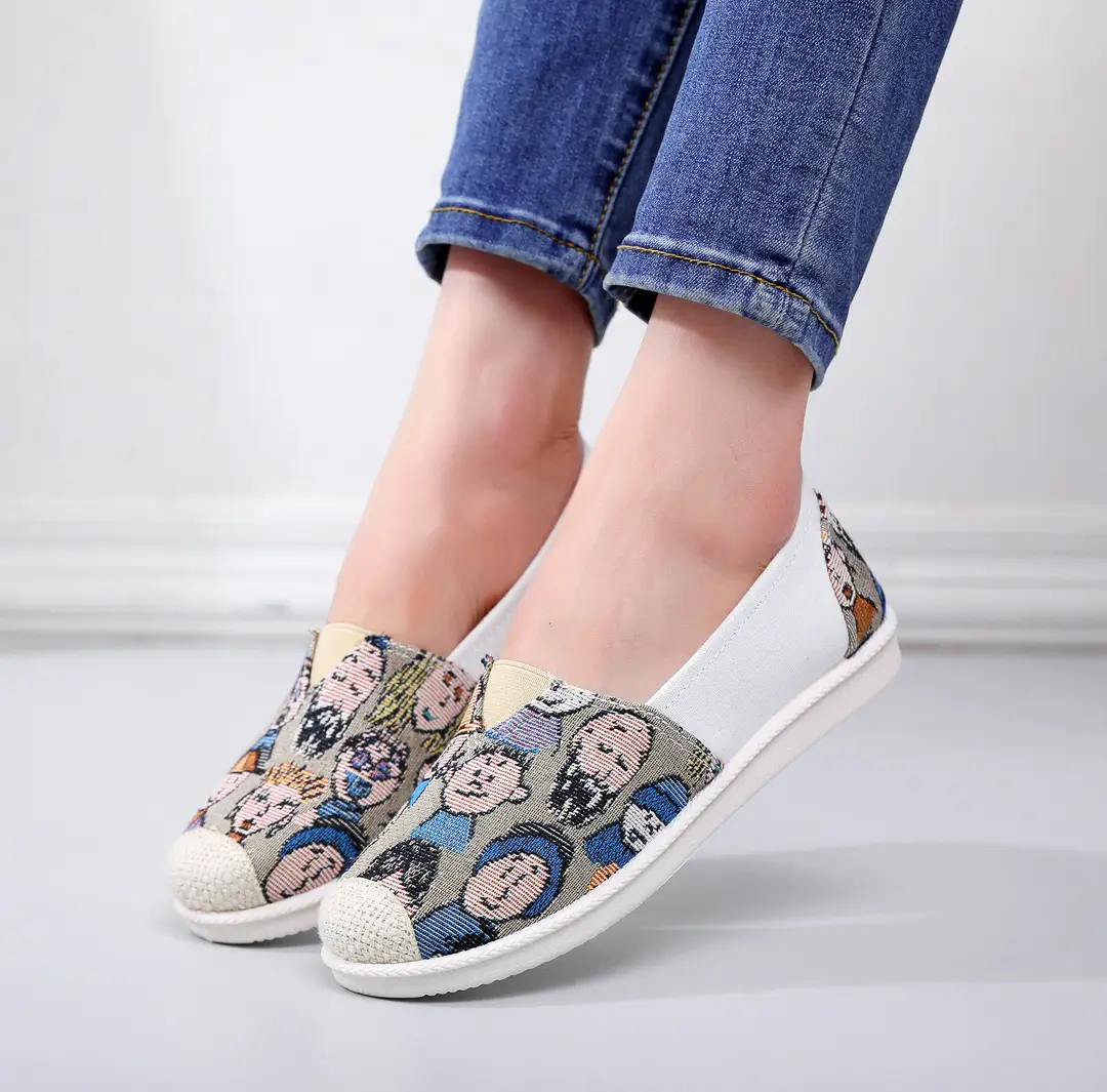 Spring New Style Old Beijing Cloth Shoes for Women, Non-Slip Soft Soles, Trendy Korean Style Versatile Canvas Shoes, Slip-On Fisherman Shoes