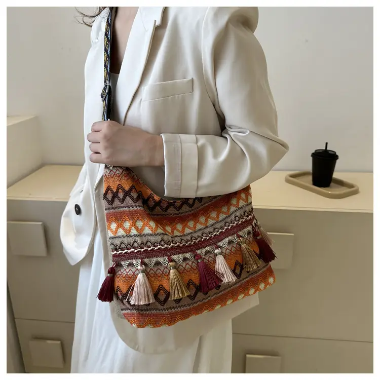 Chinese Ethnic Tassel Shoulder Bag 2024 Women — feature 15