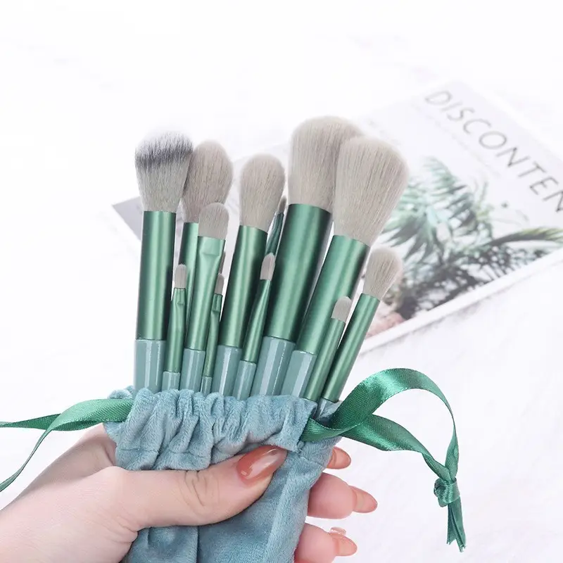 13-piece Green Makeup Brush Set for Beginners with Storage Bag