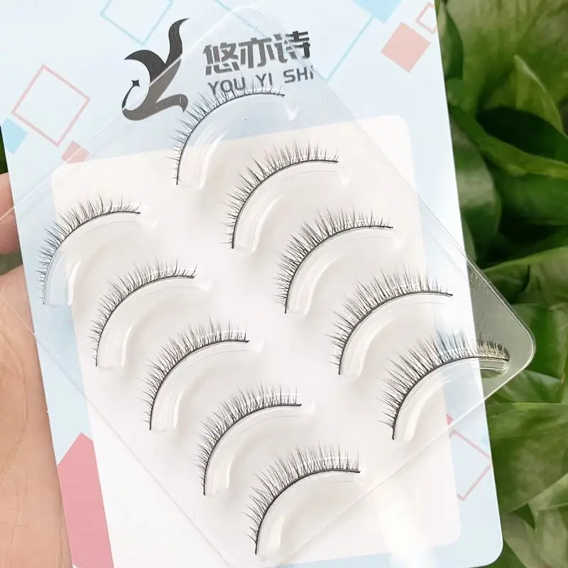 Super Short Brown False Eyelashes for Women - Image 3