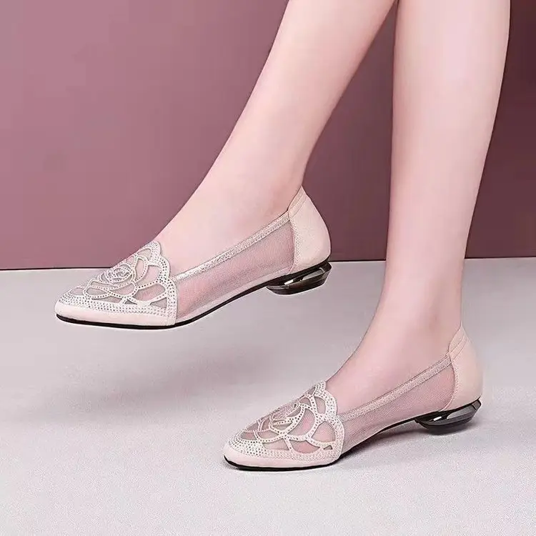 Mesh sandals women's sandals 2024 Summer new hollow breathable soft bottom dancing shoes women's shoes single-layer shoes women's low heel — feature 3