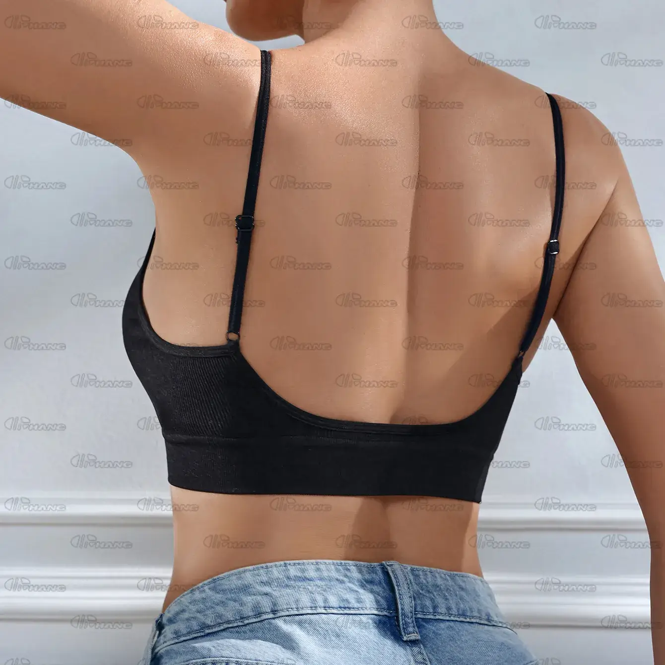 Black Seamless Camisole for Women, Thin Sports Fitness Yoga Bra - Image 3