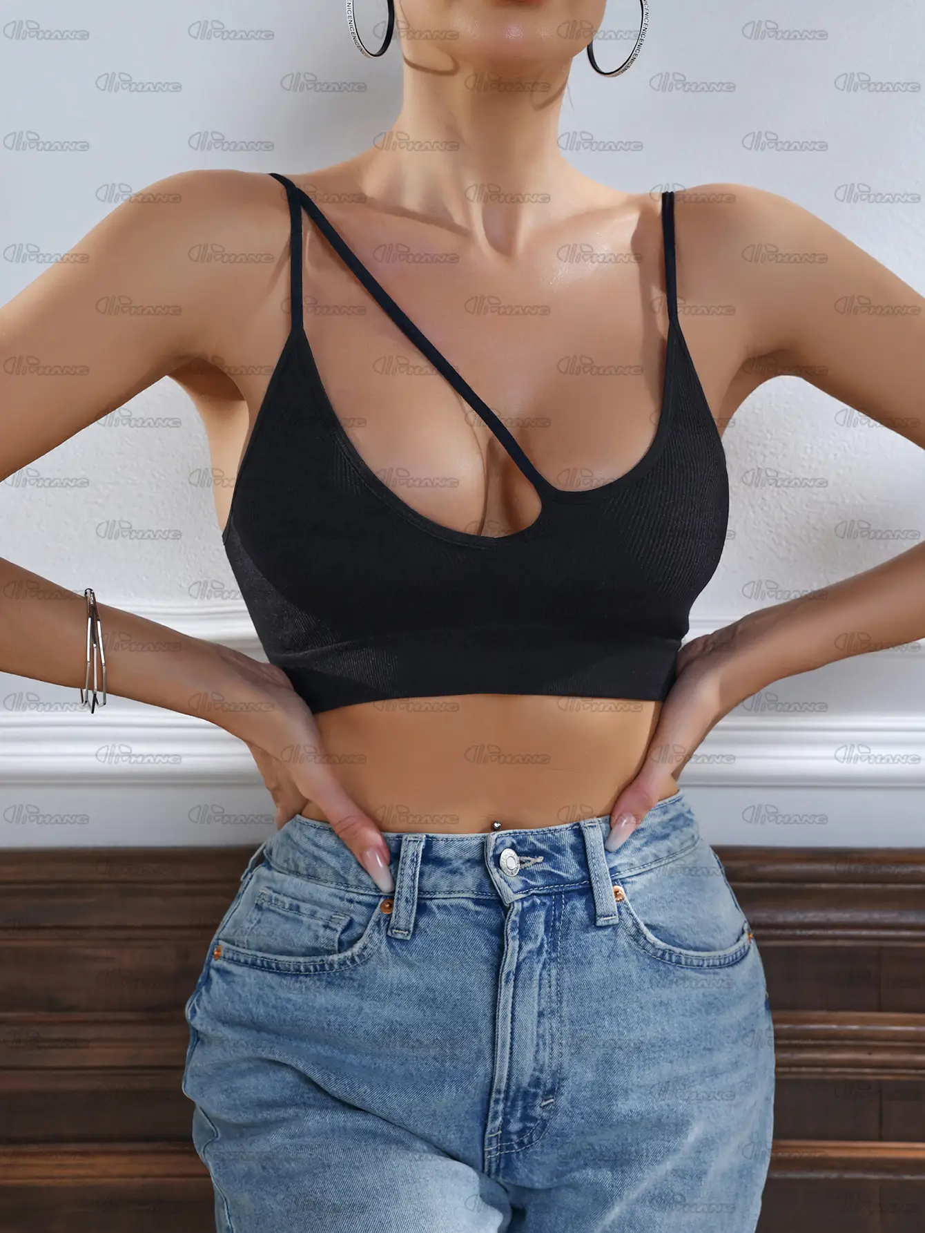 Black Seamless Camisole for Women, Thin Sports Fitness Yoga Bra — feature 6