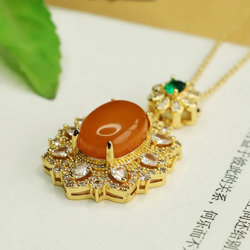 Aiyu Natural Amber Pendant Necklace with Full Wax Finish — feature 8