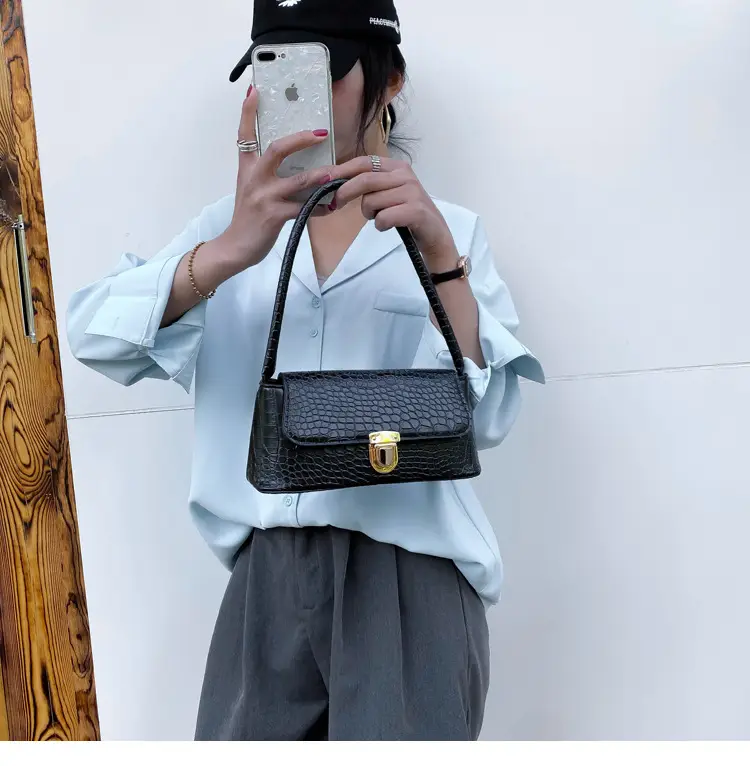 Women's Stone Croc Leather Shoulder Bag 2024 — feature 16