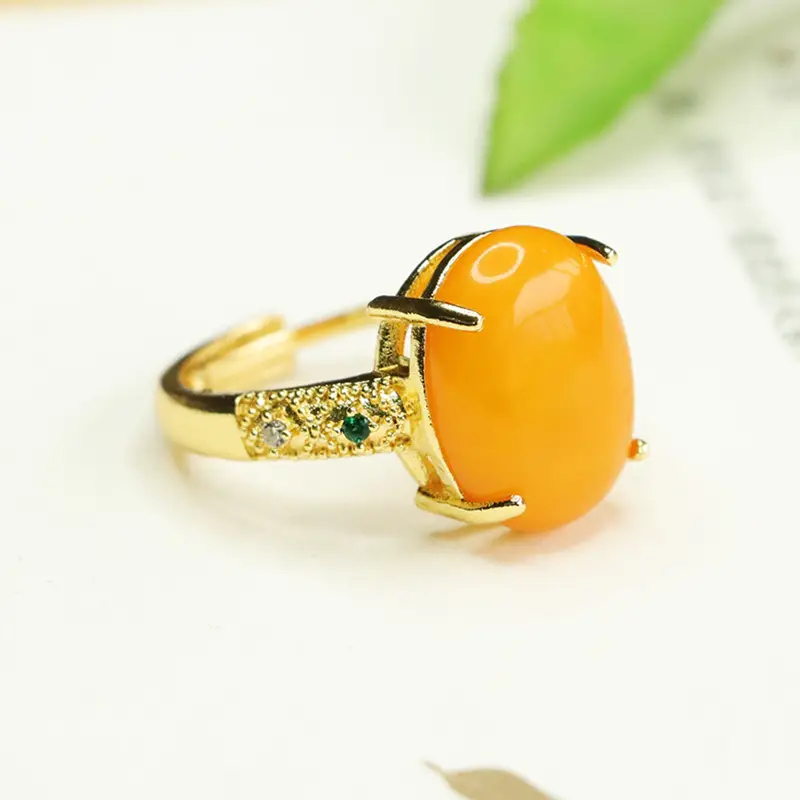 Aiyu Natural Amber Ring Full of Honey Old Beeswax Finger Ring — feature 5