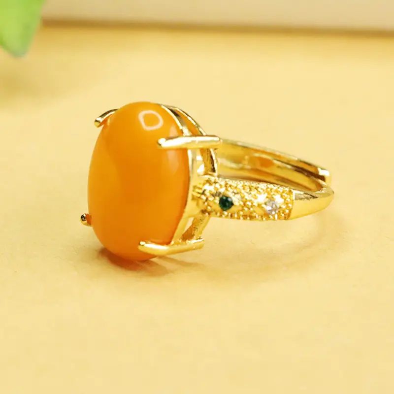 Aiyu Natural Amber Ring Full of Honey Old Beeswax Finger Ring — feature 8