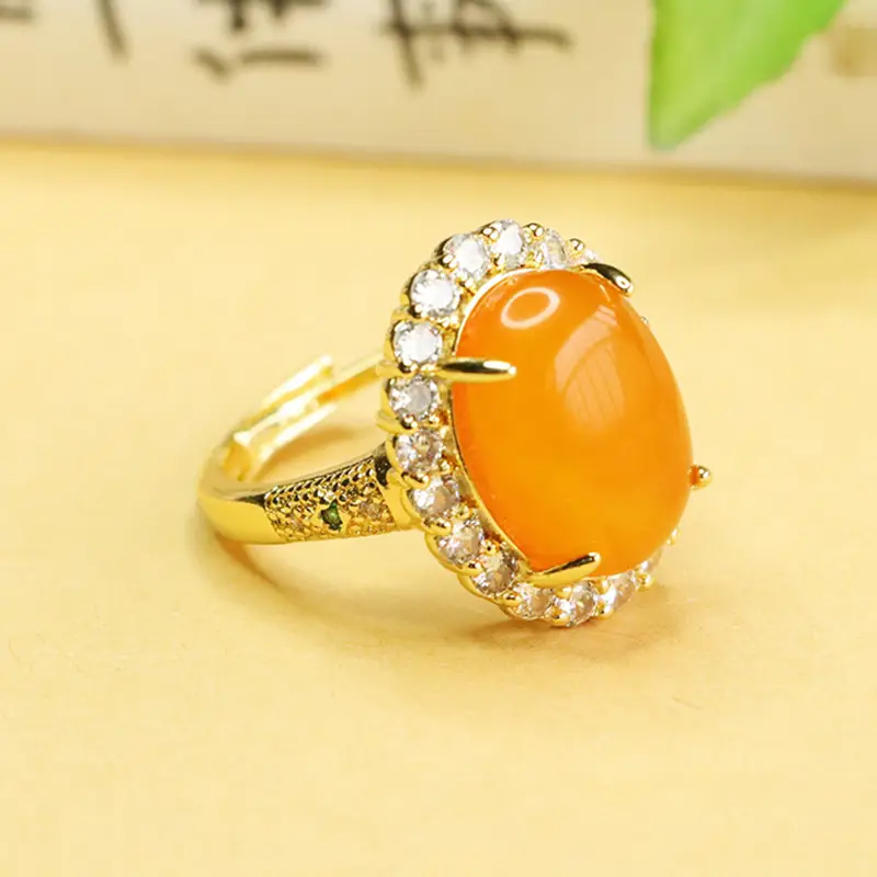 Aiyu Natural Amber Ring Full of Honey Old Beeswax Finger Ring Light Luxury — feature 7