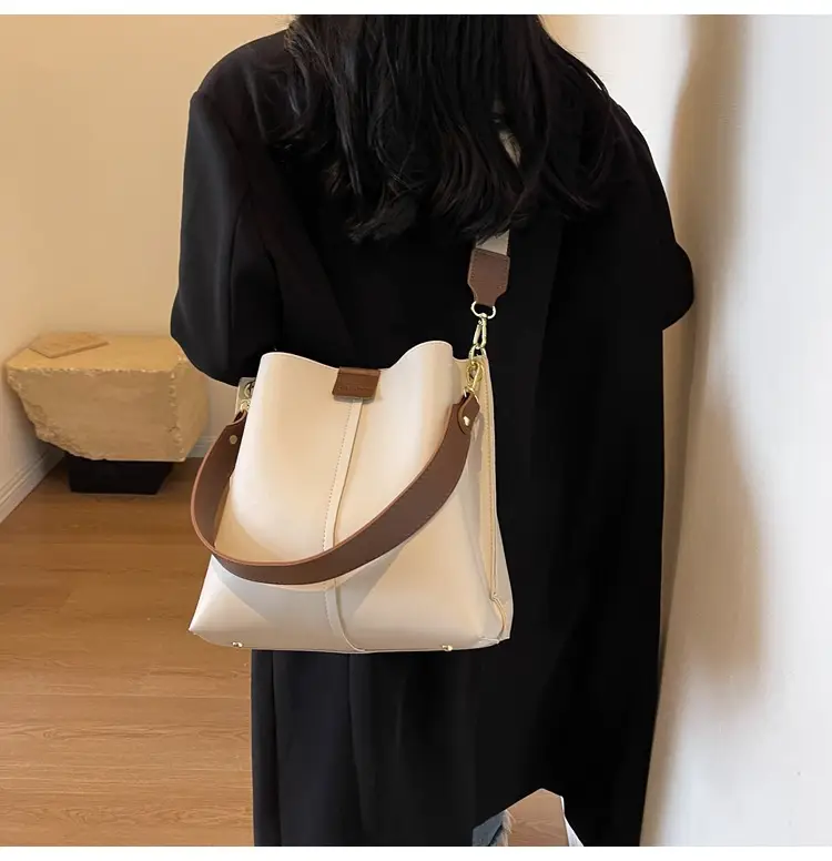 Women's Large Capacity Bucket Bag with Wide Strap — feature 22