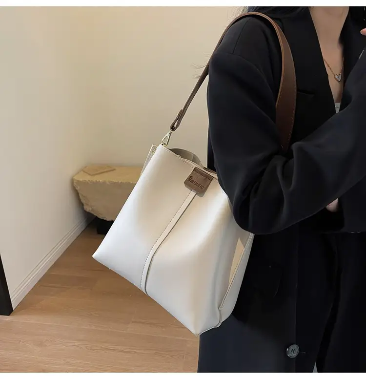 Women's Large Capacity Bucket Bag with Wide Strap — feature 25