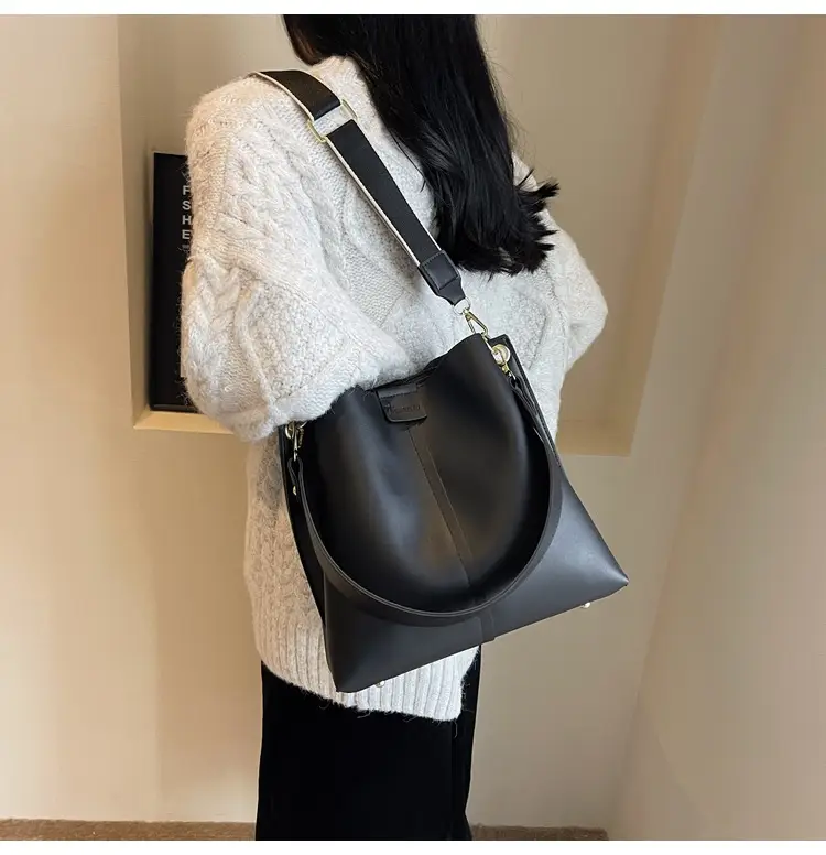 Women's Large Capacity Bucket Bag with Wide Strap — feature 46