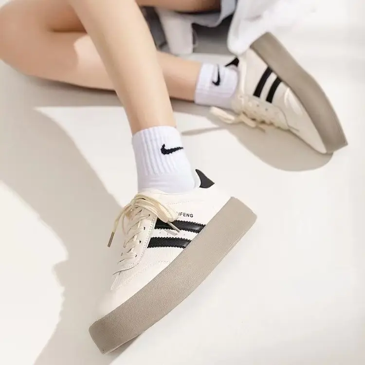 Leather single-layer shoes women's shoes popular 2024 spring new board shoes casual sneaker all-match thick-soled small white German training shoes - Image 4