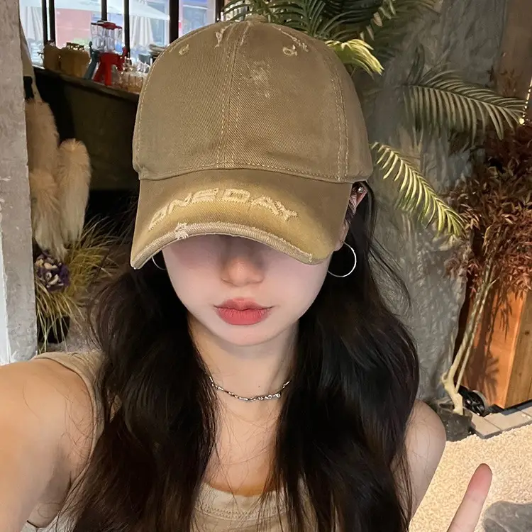 Purple Letter Embroidered Women's Curved Brim Baseball Hat - Image 12