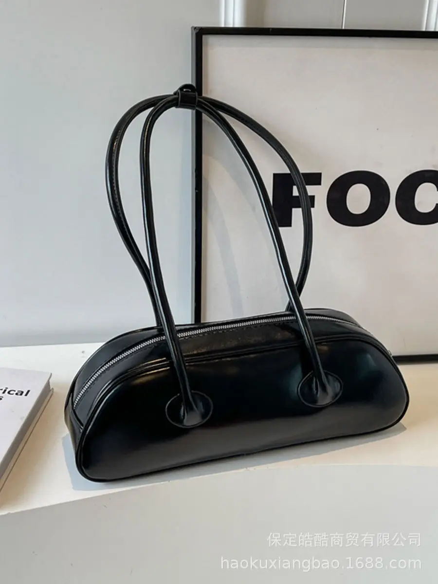 Black Western Style Shoulder Bag for Women 2024 - Image 6