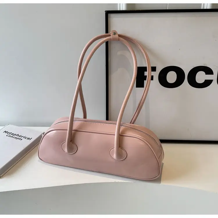 Black Western Style Shoulder Bag for Women 2024 — feature 33
