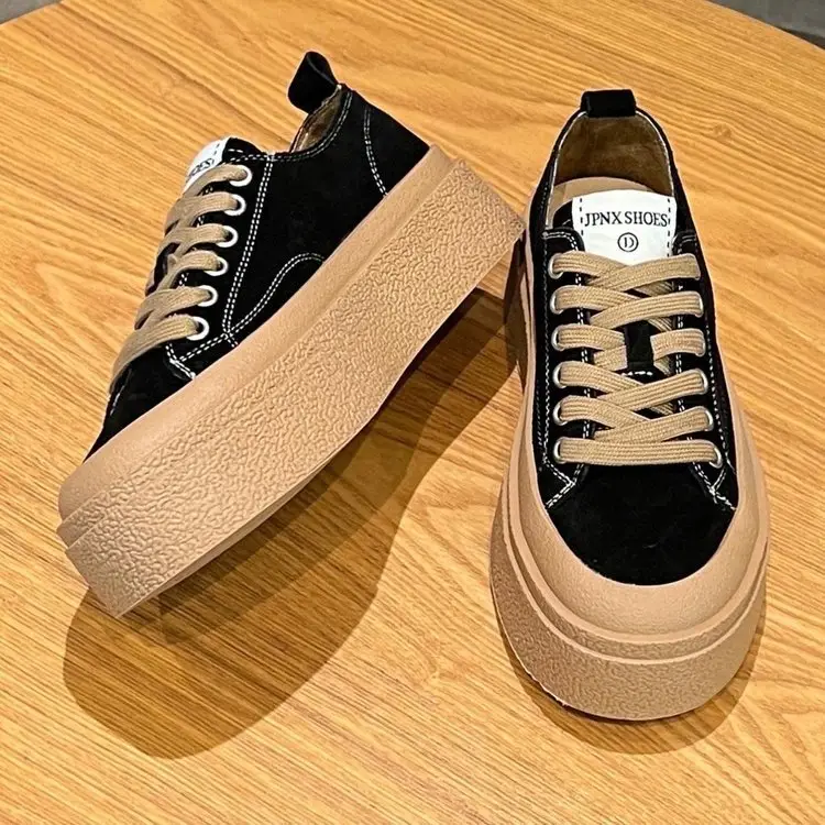 Canvas women's shoes board shoes women's 2024 spring new sports casual single shoes all-match niche design white shoes — feature 1