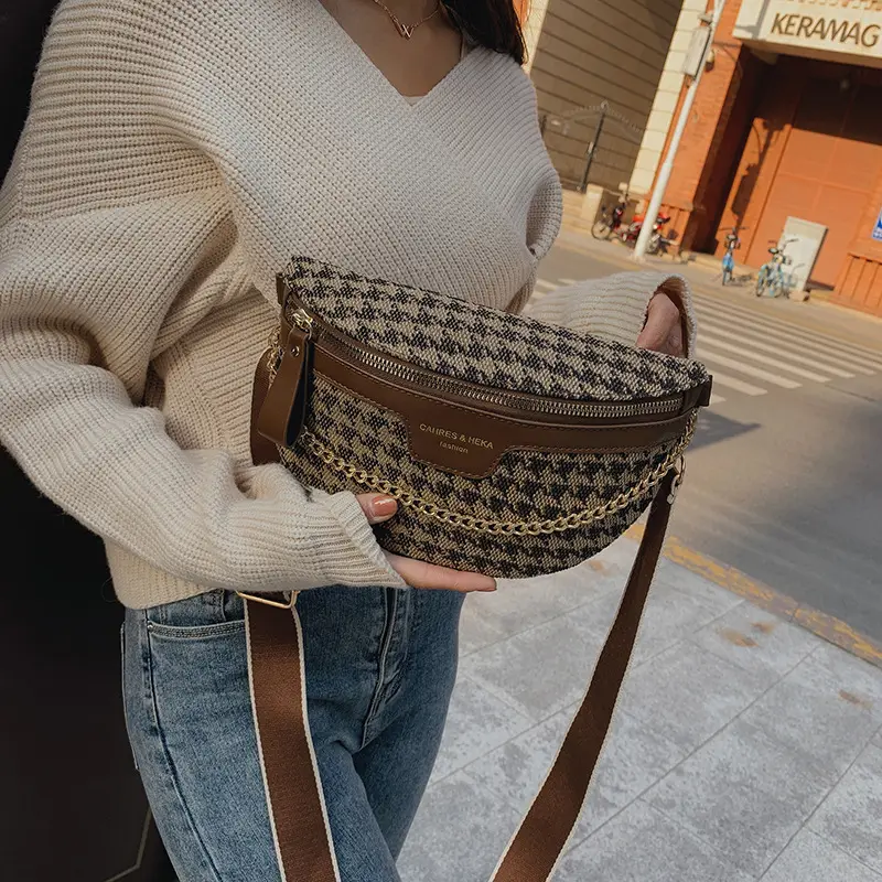 Women's Houndstooth Canvas Waist Bag with Gold Chain - Image 6
