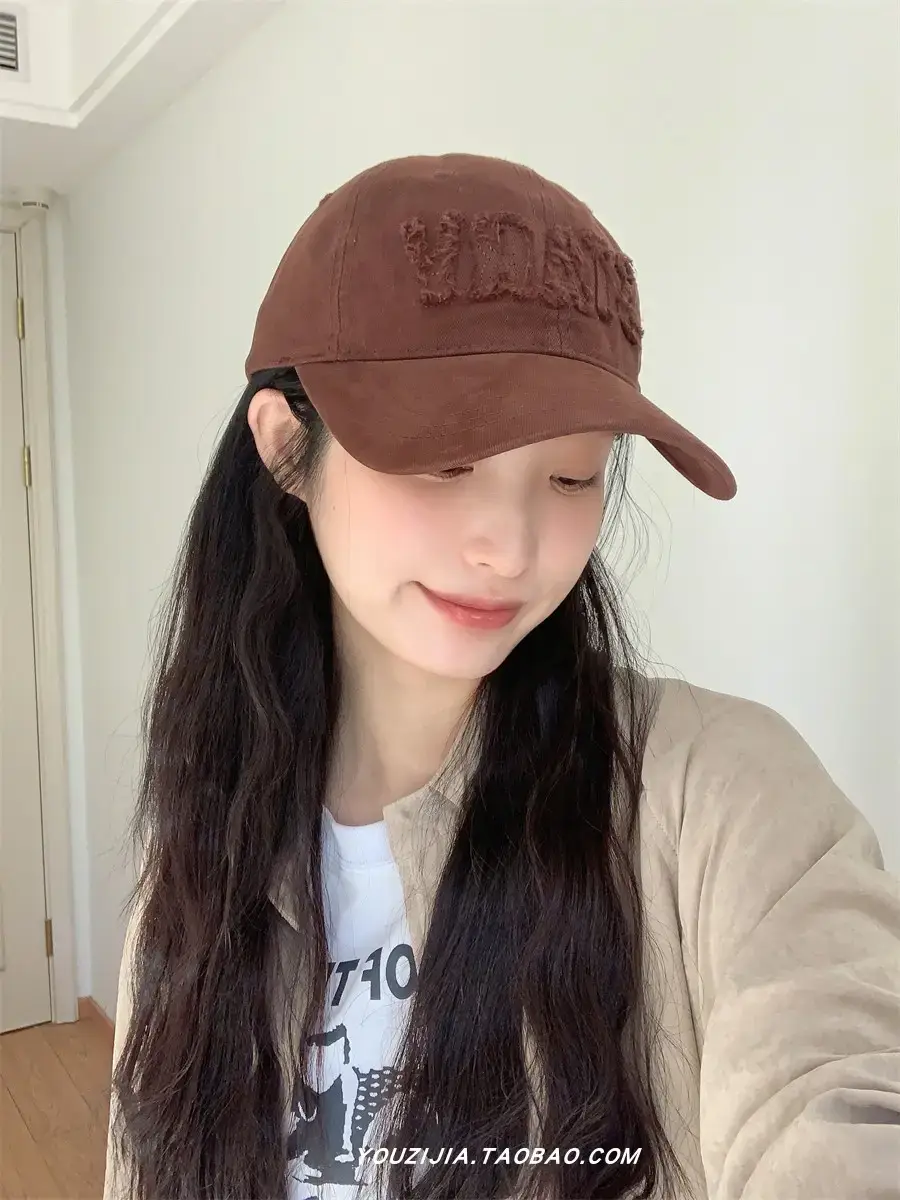 White Embroidered Baseball Cap for Women Spring Summer Wear — feature 12