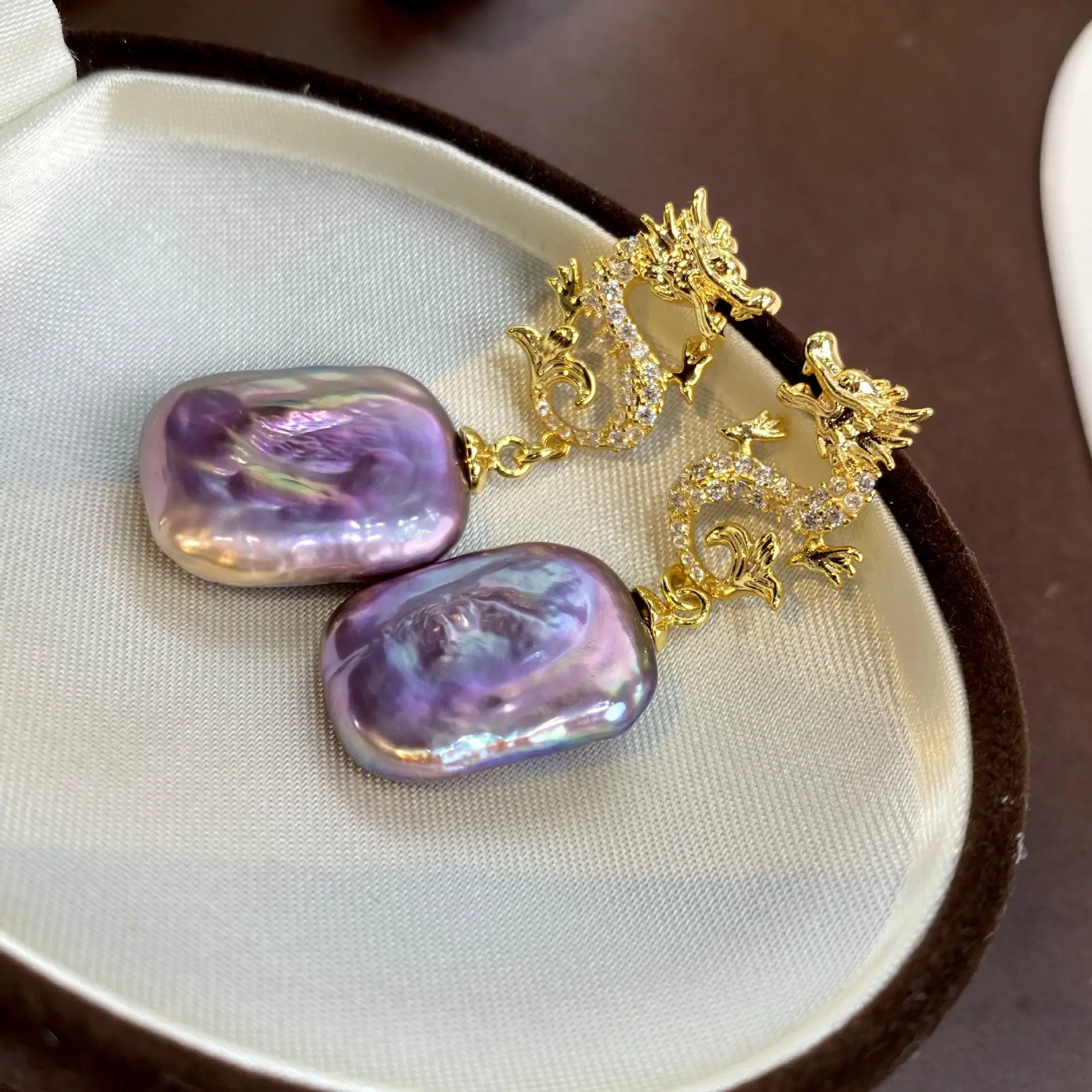 S925 Silver Pearl Earrings Purple Baroque Design — feature 3