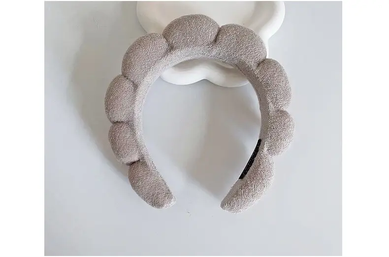 White Cloud Soft Headband with Sponge Twist Design — feature 10