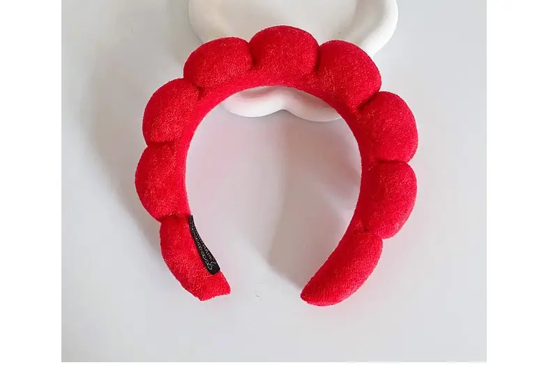 White Cloud Soft Headband with Sponge Twist Design — feature 12