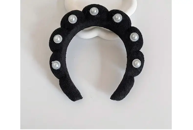 White Cloud Soft Headband with Sponge Twist Design — feature 36