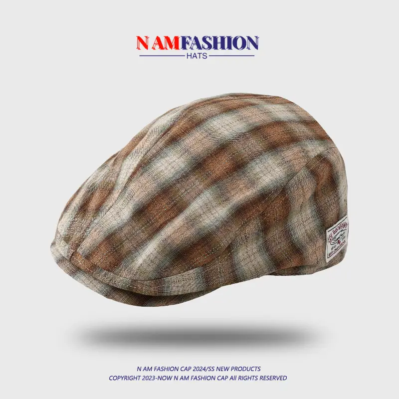 Japanese Retro Plaid Men's Peaked Cap Brown Beige — feature 4