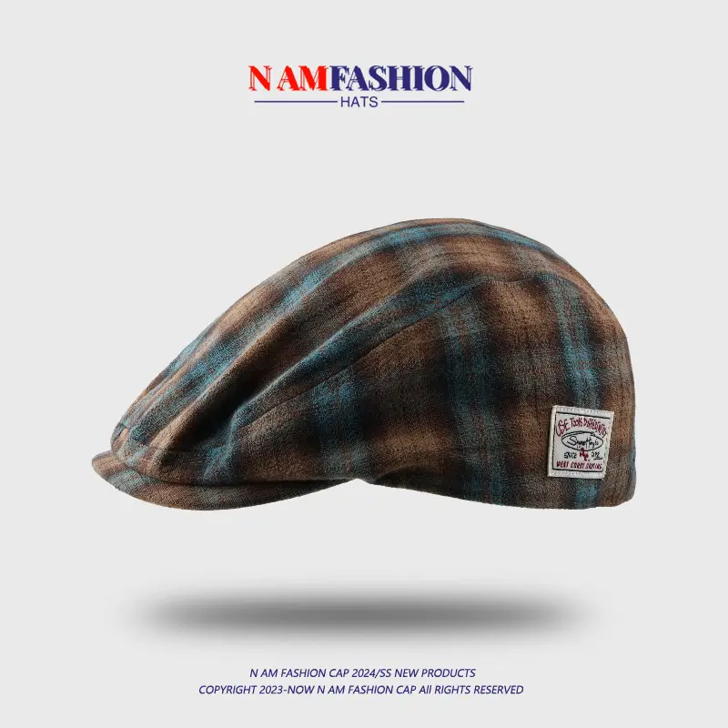 Japanese Retro Plaid Men's Peaked Cap Brown Beige — feature 8