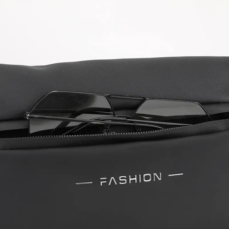 Men's Black Waterproof Crossbody Chest Bag — feature 30
