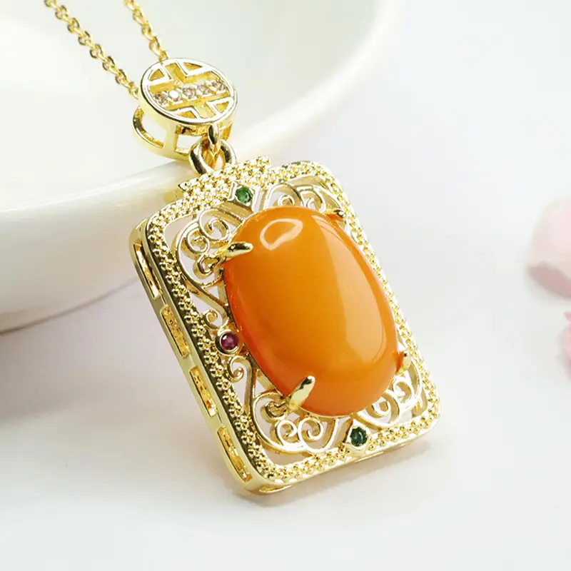 Natural Amber Pendant Necklace Gold Plated - Image 4