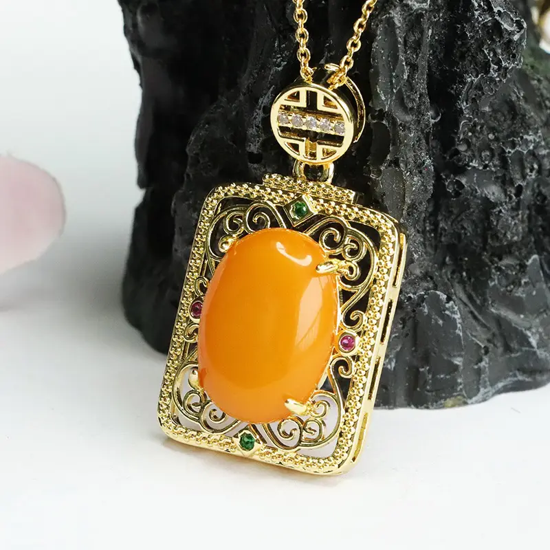 Natural Amber Pendant Necklace Gold Plated - Image 5