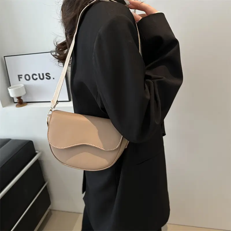 Women's Korean Style Saddle Bag with Wide Strap - Image 7