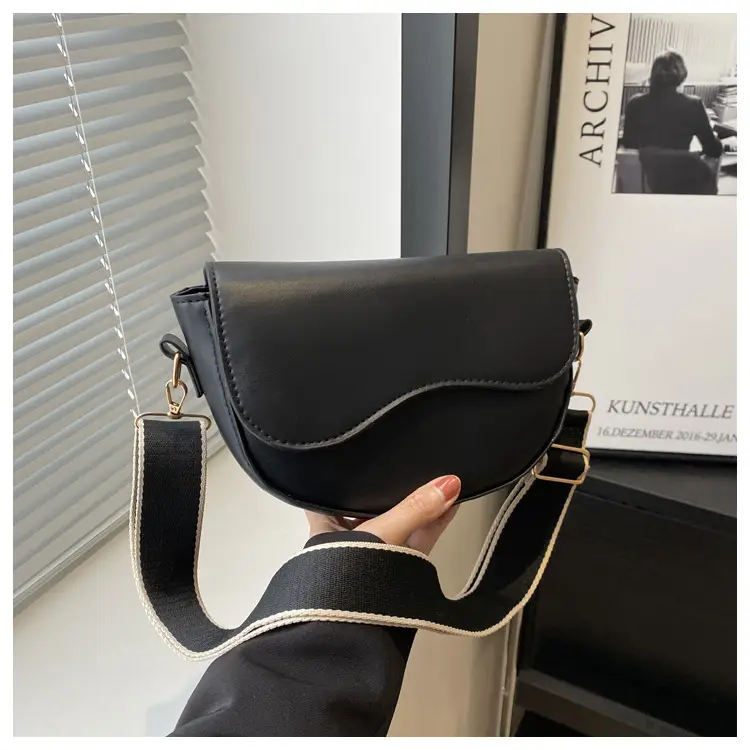 Women's Korean Style Saddle Bag with Wide Strap — feature 11
