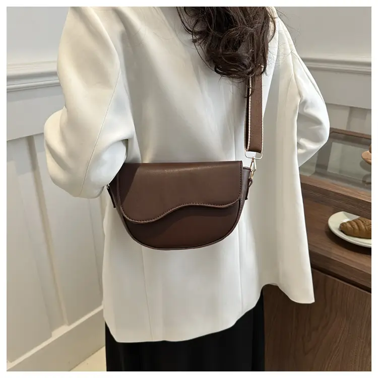 Women's Korean Style Saddle Bag with Wide Strap — feature 20