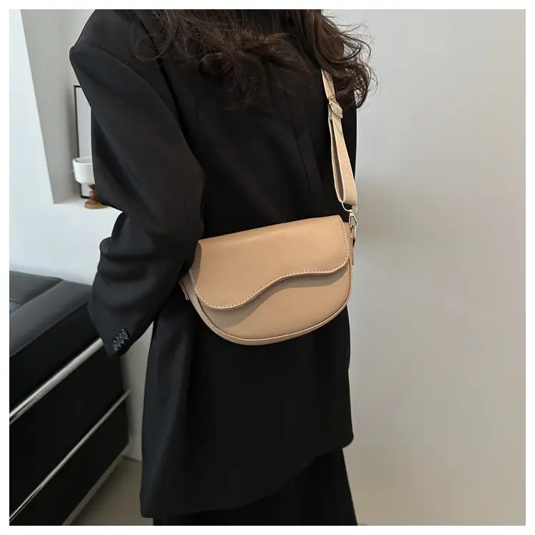 Women's Korean Style Saddle Bag with Wide Strap — feature 21