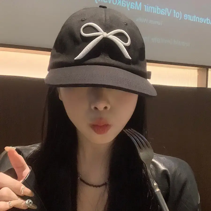Women Baseball Cap with Bowknot Embroidery Large Brim - Image 2