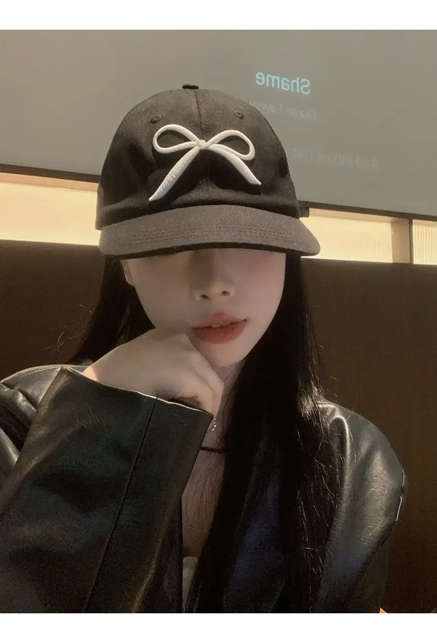 Women Baseball Cap with Bowknot Embroidery Large Brim — feature 5