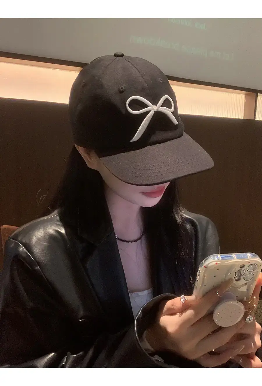 Women Baseball Cap with Bowknot Embroidery Large Brim — feature 7