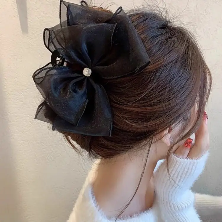 Black Mesh Large Bowknot Hairpin for Women - Image 3